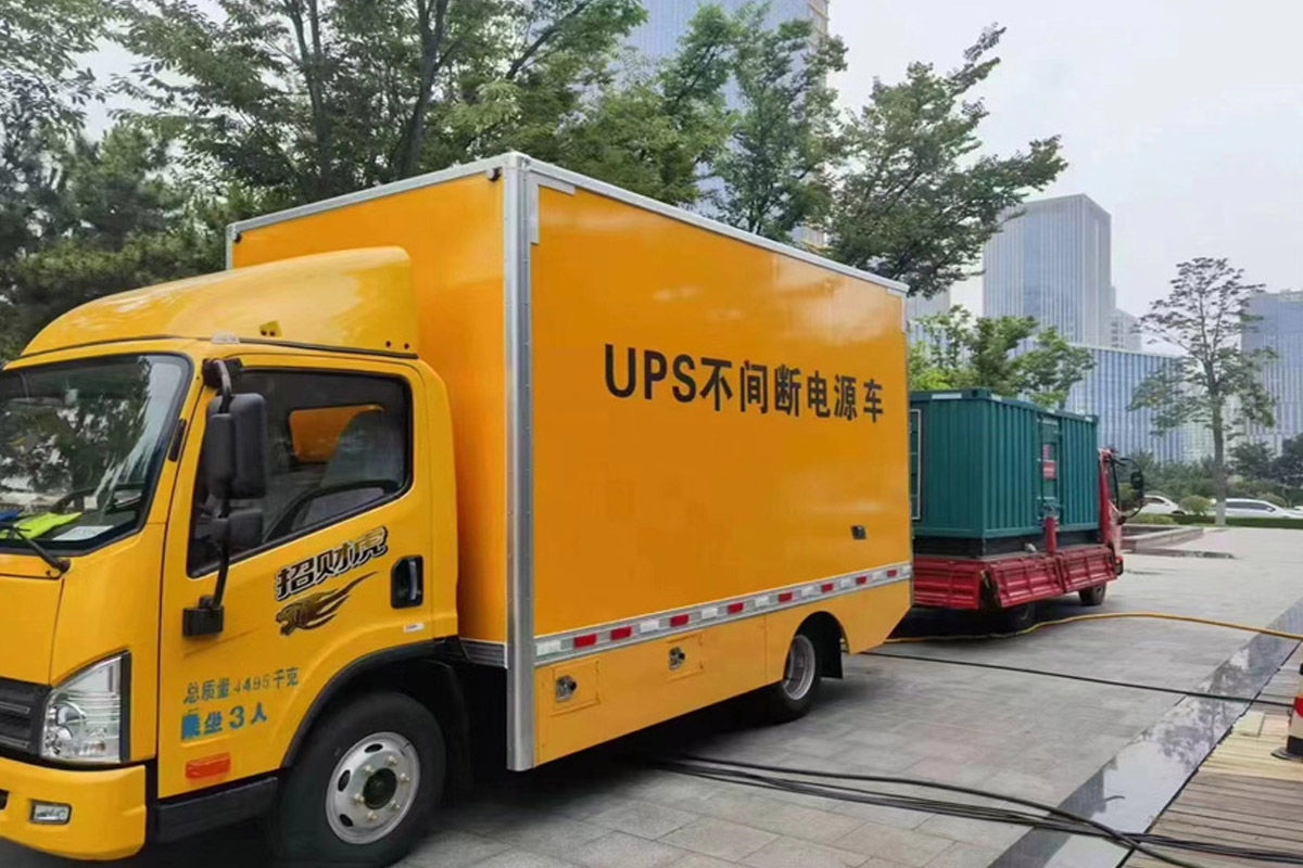 尧都发电机租赁施工现场